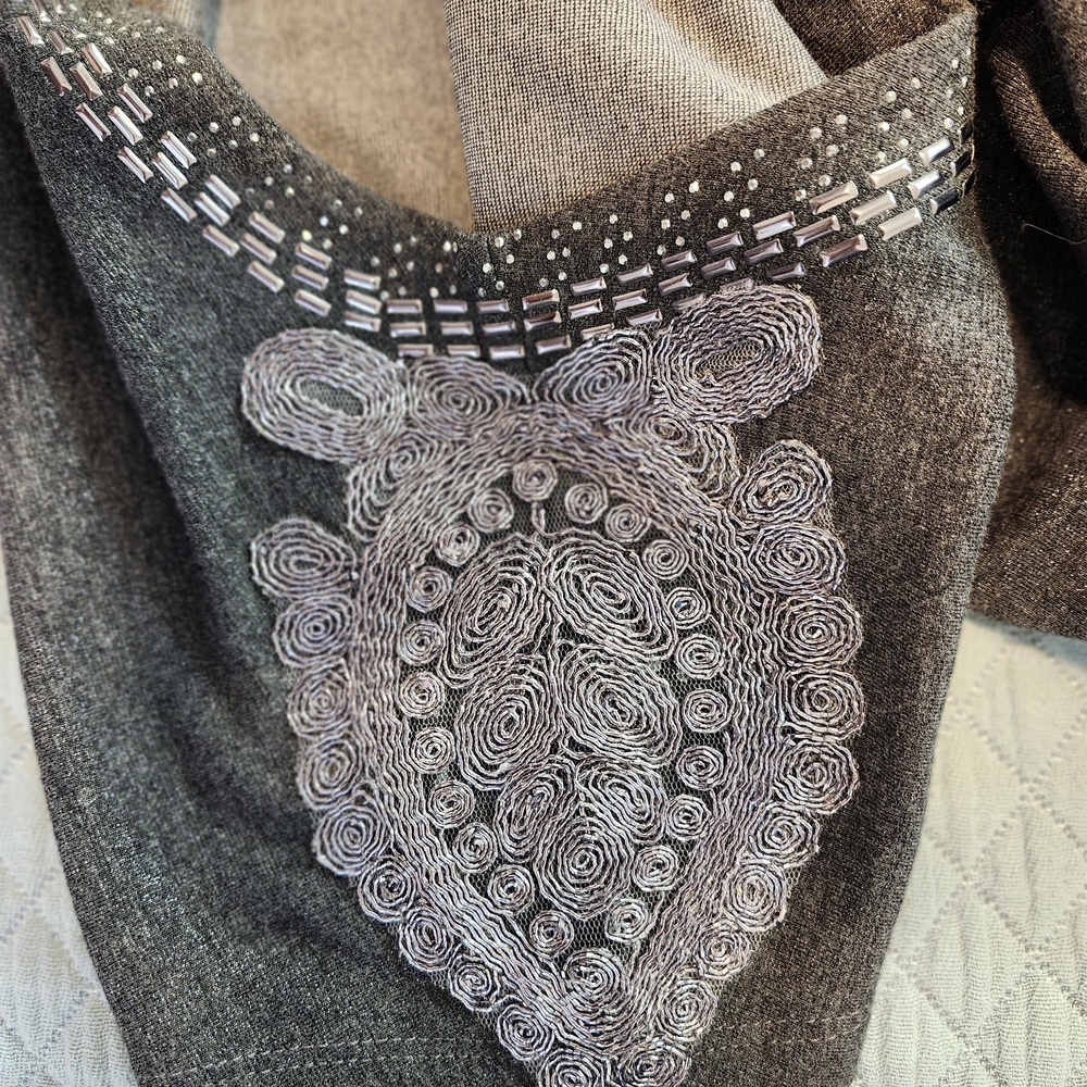 Elegant Gray Women's Dress With Embroidery - Picture 3 of 4